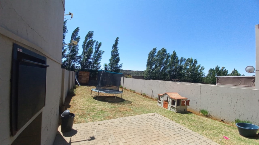 To Let 3 Bedroom Property for Rent in Lilyvale Estate Free State